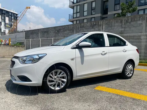 Chevrolet Aveo LT usado (2020) color Blanco precio $189,000