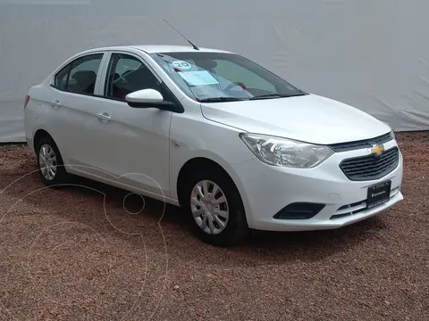 Chevrolet Aveo LS usado (2020) color Blanco precio $189,900