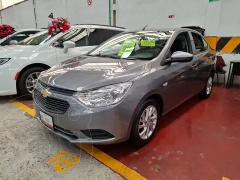 Chevrolet Aveo LT usado (2022) color Gris financiado en mensualidades(enganche $65,000 mensualidades desde $4,500)