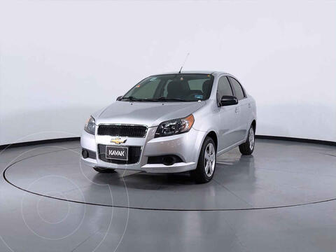 Chevrolet Aveo LT usado (2015) color Plata precio $140,999