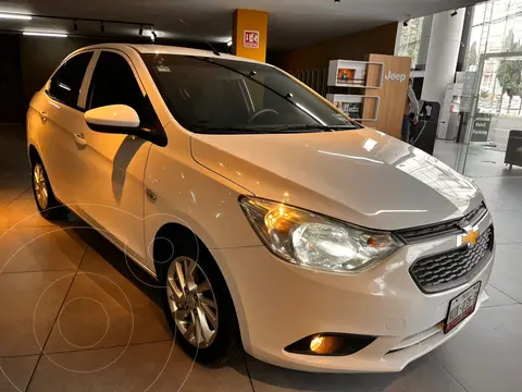 Chevrolet Aveo LT usado (2020) color Blanco financiado en mensualidades(enganche $74,822 mensualidades desde $3,214)