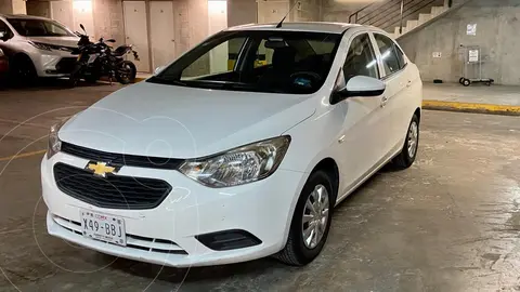 Chevrolet Aveo LS Aa radio (Nuevo) usado (2019) color Blanco precio $199,999