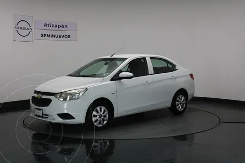 Chevrolet Aveo LS Aut usado (2021) color Blanco precio $185,000