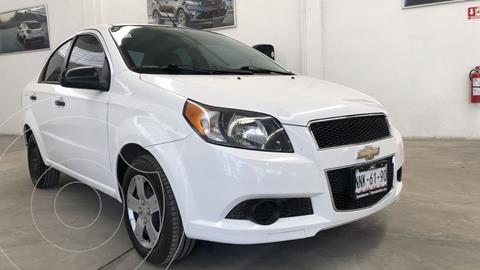 Chevrolet Aveo LS usado (2015) color Blanco financiado en mensualidades(enganche $36,435 mensualidades desde $2,692)