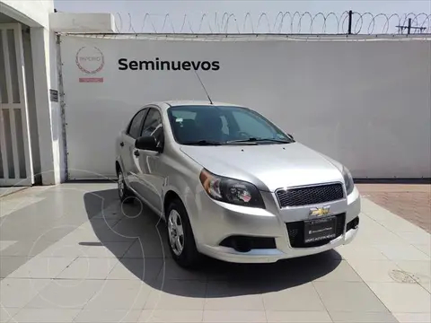 Chevrolet Aveo LS Aa usado (2017) color plateado precio $169,000