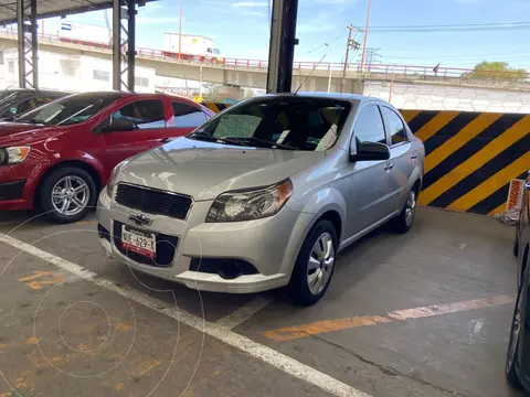 Chevrolet Aveo LT usado (2015) color Gris financiado en mensualidades(enganche $43,000 mensualidades desde $3,500)