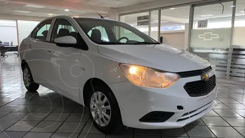 Chevrolet Aveo LS Aut usado (2021) color Blanco financiado en mensualidades(enganche $37,580 mensualidades desde $3,633)