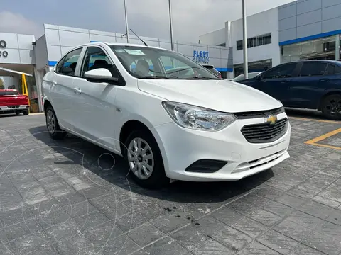 Chevrolet Aveo LS usado (2020) color Blanco precio $198,000