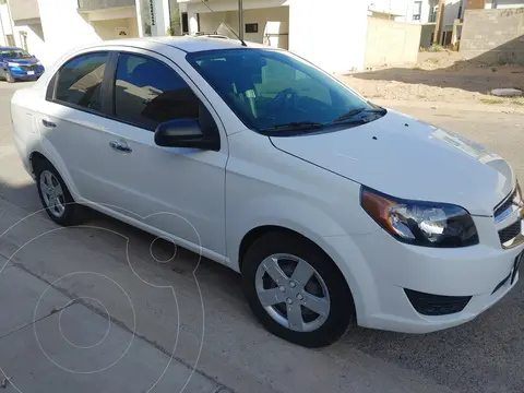 Chevrolet Aveo LT Aut usado (2018) color Blanco precio $179,000