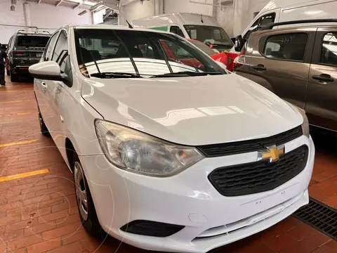 Chevrolet Aveo LS Aut usado (2022) color Blanco precio $209,000