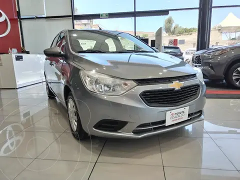 Chevrolet Aveo LS Aut usado (2023) color Gris Oscuro financiado en mensualidades(enganche $93,214 mensualidades desde $4,004)