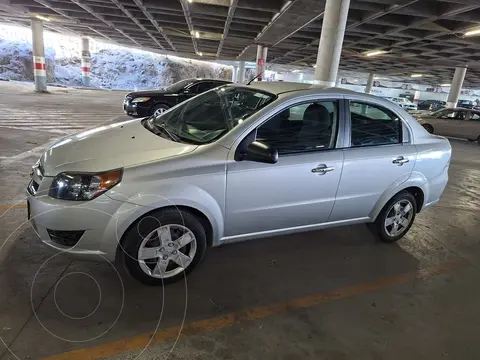 Chevrolet Aveo LT usado (2018) color Plata Brillante precio $130,000