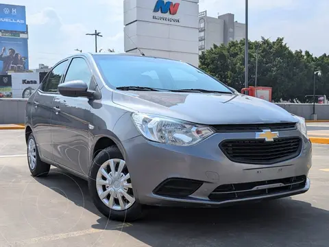 Chevrolet Aveo LS Aut usado (2022) color Gris precio $205,000