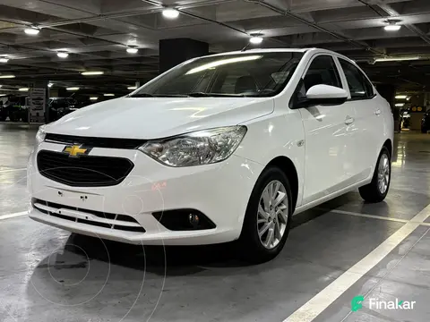 Chevrolet Aveo LT Aut usado (2018) color Blanco precio $175,000
