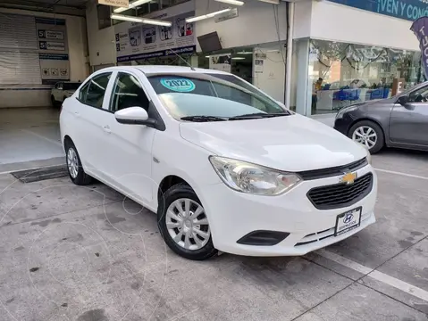 Chevrolet Aveo LS Aut usado (2022) color Blanco precio $199,000