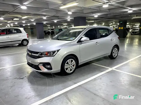 Chevrolet Aveo LS usado (2024) color plateado precio $229,000
