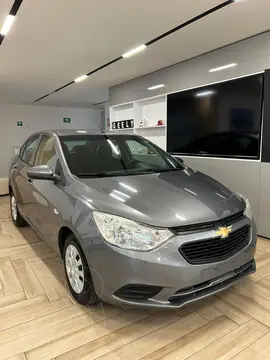 Chevrolet Aveo LS Aut usado (2022) color Gris precio $215,517