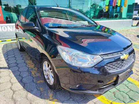 Chevrolet Aveo LT usado (2018) color Negro financiado en mensualidades(enganche $47,500 mensualidades desde $3,503)