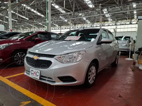 Chevrolet Aveo LS usado (2020) color Plata Brillante financiado en mensualidades(enganche $47,200 mensualidades desde $4,250)