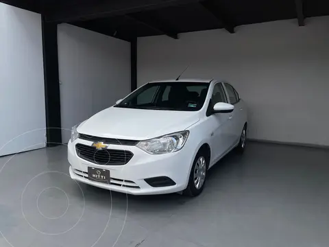 Chevrolet Aveo LS Aut usado (2022) color Blanco financiado en mensualidades(enganche $44,000)