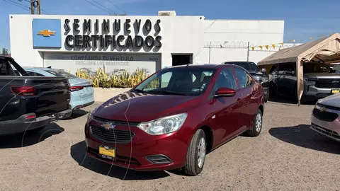 Chevrolet Aveo LS Aut usado (2022) color Rojo precio $195,000