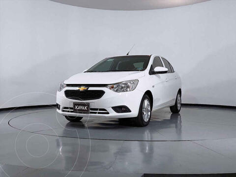 Chevrolet Aveo Paq C usado (2020) color Blanco precio $230,999