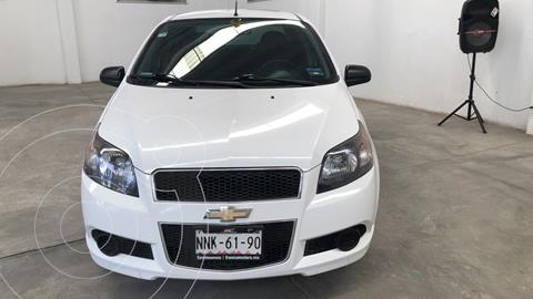 Chevrolet Aveo LS usado (2015) color Blanco financiado en mensualidades(enganche $36,435 mensualidades desde $2,692)