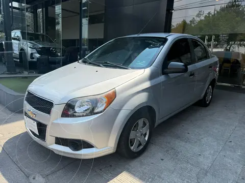 Chevrolet Aveo LS Aut usado (2014) color Plata Brillante precio $117,000