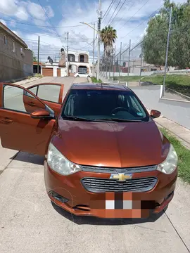 Chevrolet Aveo LT usado (2021) color Naranja precio $180,000