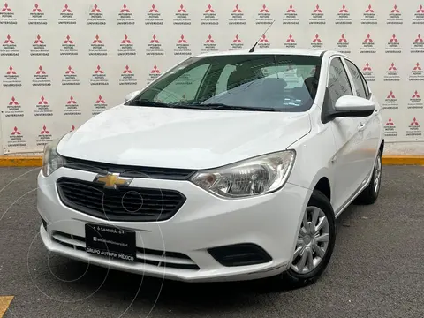 Chevrolet Aveo LS usado (2020) color Blanco precio $200,000