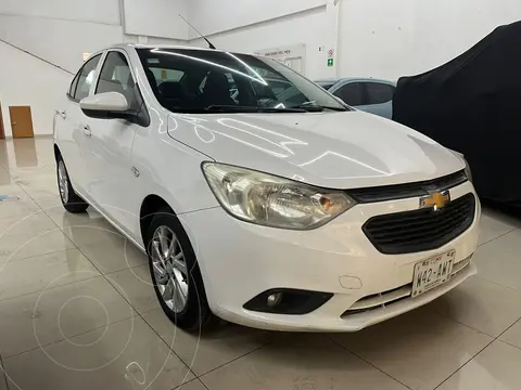 Chevrolet Aveo LTZ Aut usado (2018) color Blanco precio $199,000