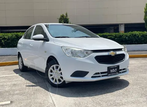 Chevrolet Aveo LS Aut usado (2022) color Blanco precio $199,800