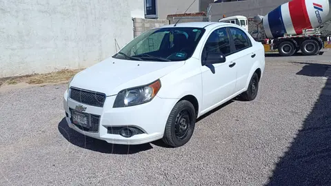 Chevrolet Aveo LS Aut usado (2015) color Blanco precio $110,000