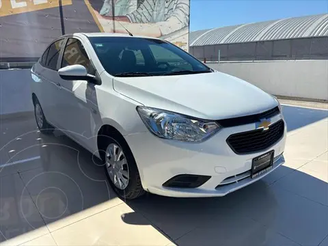Chevrolet Aveo LS Aut usado (2022) color Blanco precio $249,000