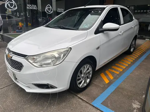 Chevrolet Aveo LTZ usado (2018) color Blanco precio $157,000