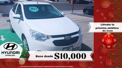 Chevrolet Aveo LS Aut usado (2023) color Blanco financiado en mensualidades(enganche $87,738 mensualidades desde $3,692)