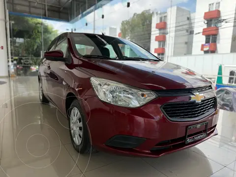 Chevrolet Aveo LS usado (2023) color Rojo financiado en mensualidades(enganche $71,904 mensualidades desde $4,791)