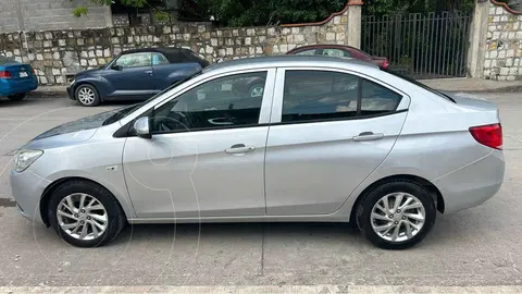 Chevrolet Aveo LS usado (2018) color Plata precio $180,000