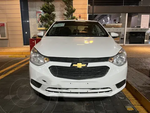 Chevrolet Aveo LTZ usado (2018) color Blanco precio $150,000
