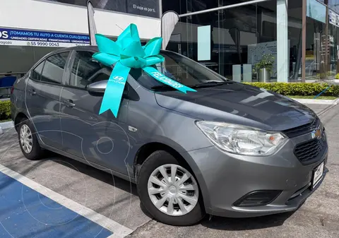 Chevrolet Aveo LS usado (2023) color Gris financiado en mensualidades(enganche $91,500 mensualidades desde $3,850)