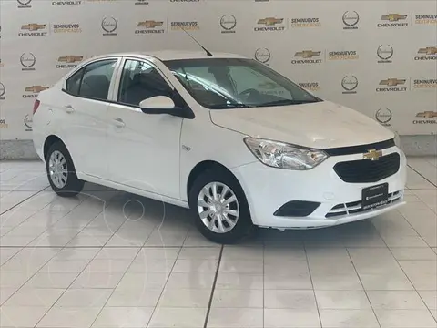Chevrolet Aveo LS usado (2020) color Blanco precio $204,638