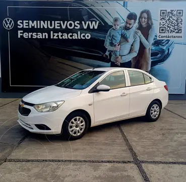 Chevrolet Aveo LS usado (2020) color Blanco financiado en mensualidades(enganche $42,000 mensualidades desde $6,500)