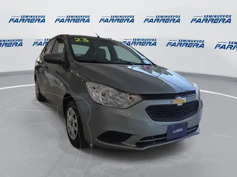 Chevrolet Aveo LS usado (2023) color Gris precio $230,000
