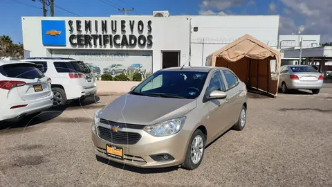 Chevrolet Aveo LT usado (2018) color Dorado precio $195,000