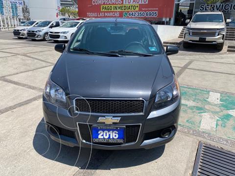 foto Chevrolet Aveo LT usado (2016) color Gris Oxford precio $130,000