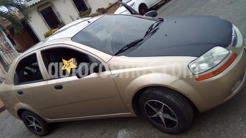 foto Chevrolet Aveo Sedán 1.6 AT usado (2005) color Bronce precio u$s2.200
