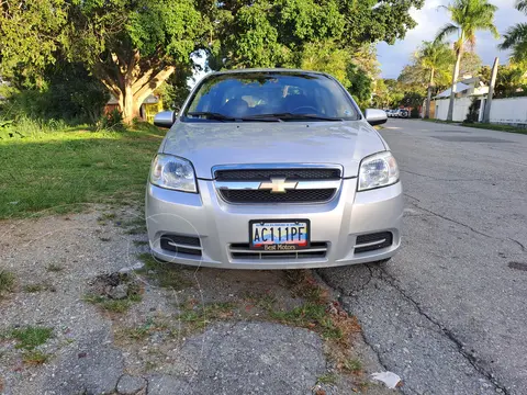 Chevrolet Aveo 1.6L Aut usado (2015) color Plata precio u$s13.999