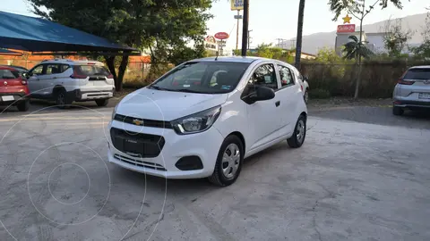 Chevrolet Beat Hatchback LTZ usado (2020) color Blanco financiado en mensualidades(enganche $20,212 mensualidades desde $3,760)