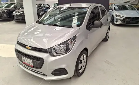 Chevrolet Beat Hatchback LT usado (2018) color plateado precio $150,000