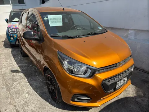 Chevrolet Beat Hatchback LT usado (2018) color Naranja precio $165,000